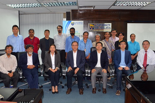 代表团一行访问马来亚大学海洋与地球研究所.JPG 代表团一行访问马来亚大学海洋与地球研究所.JPG