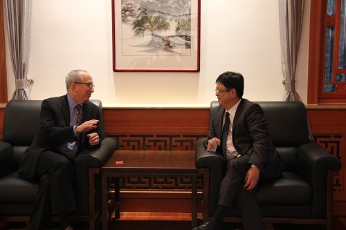 IMG_9883.JPG IMG_9883.JPG