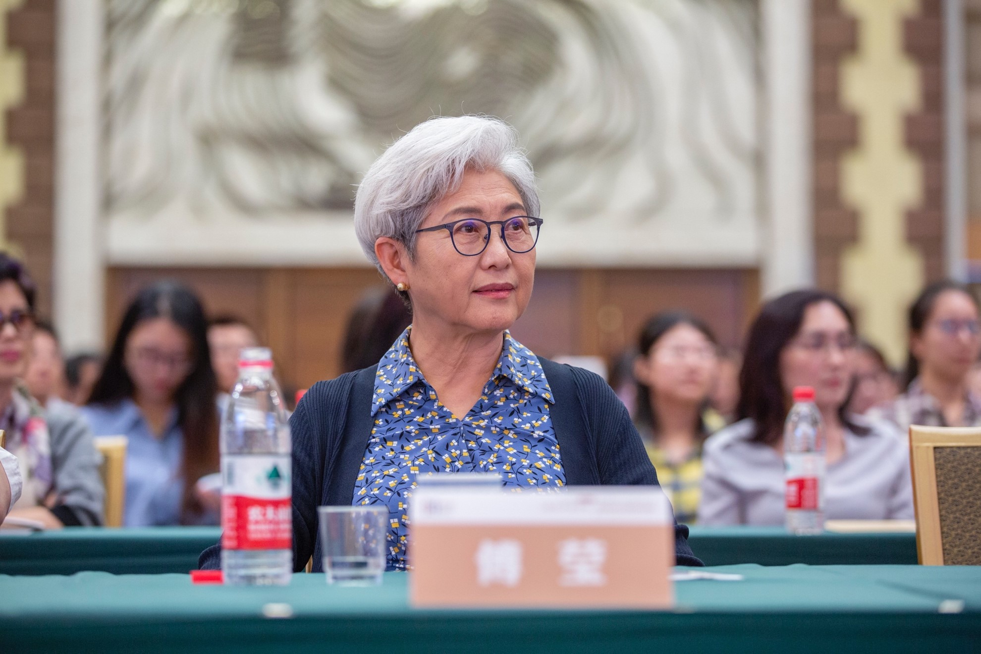 “博雅视界”北京大学外事大讲坛第一讲暨傅莹大使新书首发分享会成功举办-北京大学国际合作部