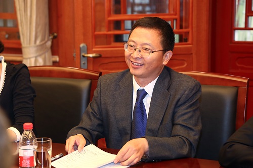 正式会见.JPG 正式会见.JPG
